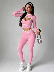 Ensemble de yoga trois pièces pour femmes : leggings de performance, soutien-gorge de sport, veste, tenue de fitness et de gym - Product Image 4