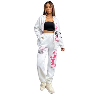 ชุดวอร์มพิมพ์ลายดีไซน์ใหม่ปี 2024 สำหรับผู้หญิง คุณภาพพรีเมียม ผลิตตามสั่ง ชุดวอร์มพิมพ์ลาย โรงงานขายส่ง ชุดวอร์มฮิปฮอป - Product Image 1