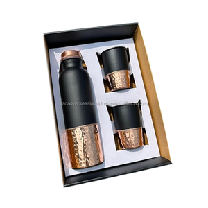 Botella de cobre de lujo 2 Juego de regalo de vidrio Regalos elegantes con un toque de tradición Múltiples diseños y tamaños Mejor tarifa Drinkware - Product Image 5