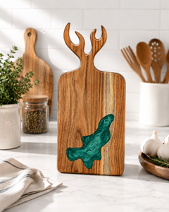 Tabla de cortar decorativa de madera ecológica Bold Blossom con resina, mango colgante, 1.5 cm de grosor, tabla para servir - Product Image 2