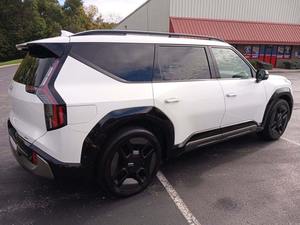 KIA EV9 GT-Line AWD Plus 2024 Usado en Excelentes Condiciones, Sin Accidentes, Volante a la Izquierda/Derecha - Product Image 3