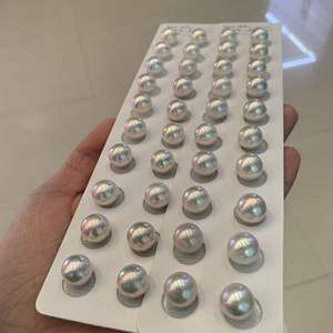 Boucles d'oreilles de haute qualité en or 11-12 mm, or 925, précision comparable aux perles blanches australiennes, sans défaut, devant - Product Image 4