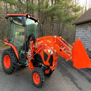 รถแทรกเตอร์อเนกประสงค์ขนาดเล็ก Kubota LX3310 สำหรับการตัดหญ้าในไร่นาและการจัดการงานฟาร์ม พร้อมระบบควบคุมที่สะดวกสบายสำหรับผู้ใช้งาน - Product Image 2