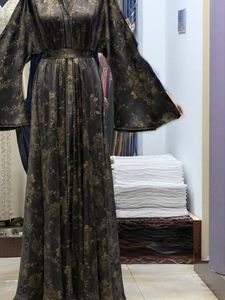 Nueva Abaya 2026 en Venta, Abaya Modesta de Dubái con Cuentas y Lentejuelas, Manga Larga, Abaya Musulmana Tradicional Hecha a Mano para Bodas, Transpirable, con Cuello en V para Mujer - Product Image 5