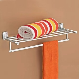 Les porte-serviettes métalliques améliorent la fonctionnalité globale de la salle de bain, adaptés à une utilisation en intérieur et semi-extérieur. - Product Image 6