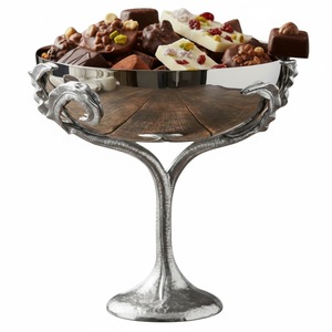 Bol à chocolat en métal argenté de luxe fait main avec accents en feuille d'or, bol de présentation de desserts pour mariages et occasions spéciales - Product Image 2