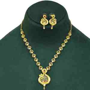 Ensemble de colliers en or rempli de 14K, 18K, 24K avec pierres AD et rubis, design traditionnel, vente en gros - Product Image 1