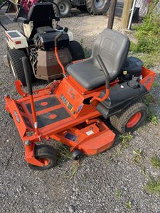 Vente en gros de tondeuse autoportée à braquage zéro Bad Boy Raider 36 18.5HP 36 pouces Kawasaki, tondeuse à gazon commerciale, et Bad Boy RAIDER 48 à vendre - Product Image 4