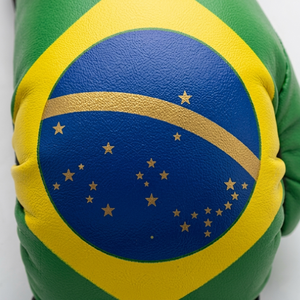 Mini-gants de boxe en cuir PU avec drapeau du Brésil – Décoration pour voiture, porte-clés (Couleurs et logo OEM disponibles) - Product Image 3