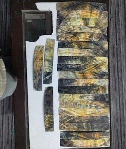 Écaille de corne de buffle naturelle authentique pour manches de couteaux personnalisés – Matériau artisanal poli et robuste - Product Image 2