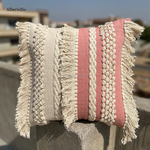 Almohadas de algodón a rayas con flecos naturales, funda de almohada Bohemia hecha a mano, marroquí con borla, color negro - Product Image 3