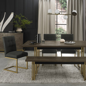 Ensemble de salle à manger moderne avec table en bois et chaises rembourrées noires, base en métal doré pour meubles de maison - Product Image 1