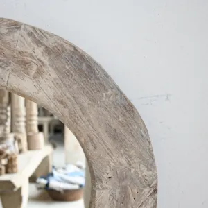 Miroir de courtoisie rond vintage en bois blanc vieilli, à suspendre, pour chambre, salon, entrée, maison, hôtel - Product Image 3
