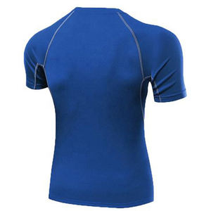 Camiseta de compresión de manga larga para hombre, ideal para deportes acuáticos, entrenamiento y fitness al aire libre, con tela transpirable. - Product Image 3