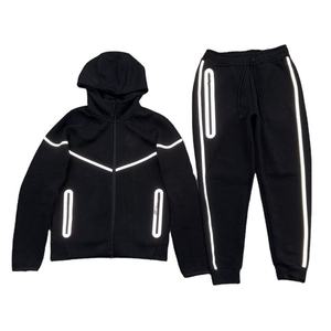 Conjunto de Sudadera con Capucha Reflectante Personalizada para Hombre, Ropa Deportiva de Felpa Técnica, Fabricante de Ropa Deportiva Urbana con Rayas Brillantes - Product Image 1