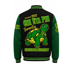 เสื้อแจ็คเก็ตวาร์ซิตี้ Chi Eta Phi สีเขียวดำ ปักโลโก้เต่า บริการเพื่อมนุษยชาติ พิมพ์ลายด้านหน้าและด้านหลัง เสื้อแจ็คเก็ตวาร์ซิตี้ลำลอง - Product Image 3