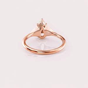 Anillo de Lujo con Diamante en Forma de Pera Cultivado en Laboratorio, Certificado por IGI, Chapado en Rodio, Joyería de Boda y Compromiso en Oro Blanco/Rosa y Amarillo de 9kt - Product Image 4