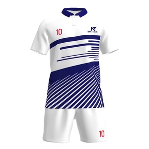 Vêtements de sport confortables pour hommes, uniforme de football 100% polyester, uniforme de football sur mesure pour hommes - Product Image 1