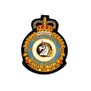 Insignias Bordadas a Mano con Logotipo Personalizado de la Mejor Calidad, con Tela de Lona, Colores Personalizados y Precio Razonable - Product Image 1