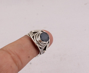 Bague de luxe en saphir bleu, argent sterling 925, design victorien vintage, pierre précieuse bleu profond, pour femme, bijou de famille, joaillerie fine - Product Image 2