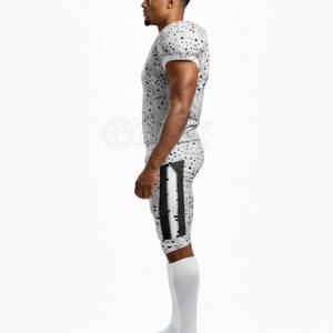 Uniforme de football américain au design classique, tissu extensible sublimé confortable pour joueurs de tous niveaux - Product Image 6