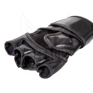 ถุงมือ MMA รุ่นใหม่ล่าสุดสำหรับวัยรุ่น คุณภาพพรีเมียม ถุงมือ MMA สำหรับป้องกันการบาดเจ็บกลางแจ้ง - Product Image 6