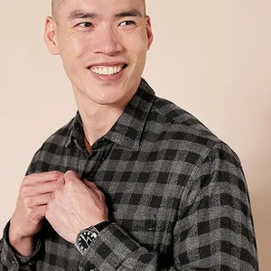เสื้อเชิ้ตผู้ชายลายสก็อตคลาสสิก แขนยาว ปกคอปกติดกระดุม ผ้าฝ้าย 100% สวมใส่สบายสำหรับฤดูใบไม้ผลิ ไซส์ 6XL จาก Iron Mark Industries - Product Image 4
