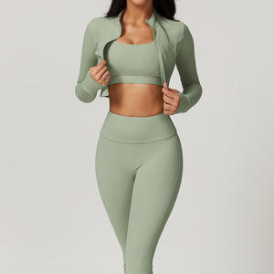 Ensemble de yoga 2 pièces vert menthe pour femme, sans couture, respirant, en spandex, avec leggings taille haute et crop top dos nageur à col rond, longueur intégrale - Product Image 6