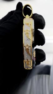 จี้ห้อยคอฮิปฮอปหรูหราประดับเพชรโมอิสซาไนต์รูปทรงเมดัลลี่น์แบบกำหนดเอง สีโรสโกลด์ รุ่น Luxury Iced Out Hoodstars Subway สำหรับงานปาร์ตี้ - Product Image 4