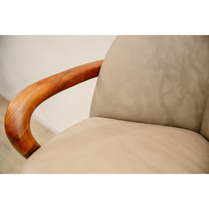 Silla de Acento de Madera de Nogal de Lujo, Tapizada en Cuero con Reposabrazos de Madera Sólida para Sala de Estar, Recepción, Muebles de Hotel PISANO - Product Image 5