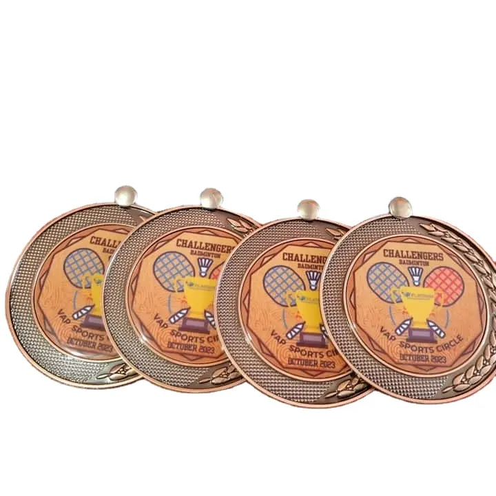 Individuelle Sport-Gewinner-Auszeichnungen Medaillen Meister Fußball Acryl-Medaillen Goldmedaillen 3d-Design individuelle Logos