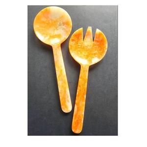 Juego de utensilios para ensalada de resina, estilo americano, ecológico, hecho a mano, con textura de mármol, rosa y blanco, cuchara y tenedor para ensalada. - Product Image 1