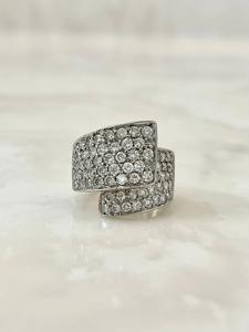 Bague de cocktail géométrique pour femme, plaquée or 18 carats, alliage micro-pavé de diamants, bijoux de fiançailles et de mariage glamour SV JEWELS IGI - Product Image 3