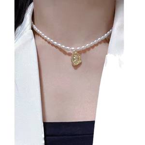 Collar de Perlas de Agua Dulce de Alta Calidad, Estilo Juvenil, con Colgante de Moneda de Oro, 5 mm, Forma de Arroz, Sin Semillas, Irregular, a la Moda - Product Image 5