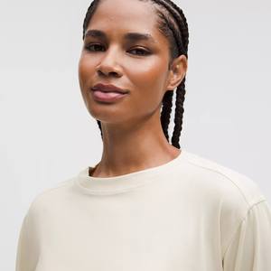 Premium Quality Women's Long Sleeve T-shirt Crew Neck For Women Organic Cotton T-shirt Oversize Long Sleeve Jersey Tshirts Women - Product Image 4