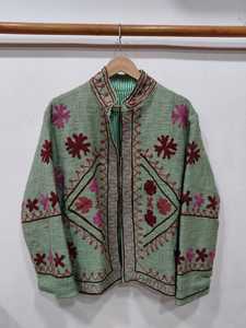 Chaqueta de algodón bordada Suzani del fabricante, ropa exterior étnica colorida, chaqueta étnica de algodón para fiestas, chaqueta bomber Suzani. - Product Image 2