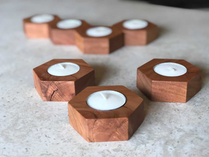 เชิงเทียนไม้ขัดเงาทำมือระดับพรีเมียม ดีไซน์เรขาคณิต โคมไฟโลหะสีเงิน ของตกแต่งบ้าน ที่ใส่เทียนไม้ - Product Image 4