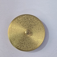 Boîte à épices ronde en laiton faite à la main, 7 compartiments, Masala Dabba indien, couvercle gravé, écologique, durable, organiseur WB Inc India