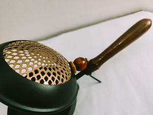 Quemador de Loban Decorativo Premium Hecho a Mano con Mango de Madera, Ecológico y Tradicional, Porta Incienso para el Hogar, Templo y Meditación - Product Image 2