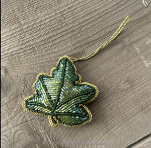 Adorno de Pájaro Rosa, Aleación, Hecho a Mano, Bordado con Cuentas, Diseño de Paloma, Decoración Navideña Moderna para Árbol de Navidad, para Hombres Cristianos - Product Image 2