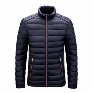 เสื้อแจ็คเก็ตพัฟเฟอร์บุผ้านวมสำหรับผู้ชาย แบบคอตั้งและมีฮู้ดสั่งทำได้ พร้อมโลโก้ OEM ผลิตตามสั่ง ขายส่งจำนวนมากสำหรับฤดูหนาว - Product Image 2