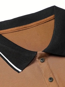 Ensemble 2 pièces en coton respirant et à séchage rapide pour homme, avec t-shirt et short imprimés du logo personnalisé, pour un confort sportif optimal. - Product Image 4