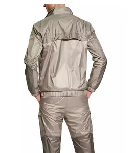 Ensemble court coupe-vent pour homme, extensible, léger, 100 % polyester, haute résistance au vent, entraînement, voyage en plein air, logo personnalisé - Product Image 4