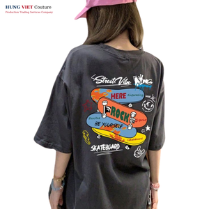 T-shirt en polyester de nouvelles couleurs pour l'impression d'ébauches de sublimation pour la saison d'automne et d'hiver fabriqué en Thaïlande - Product Image 3