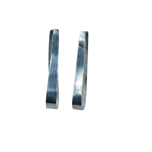 Boucles d'oreilles minimalistes en argent sterling 925, faites à la main, en forme de barre plate, longues et modernes, bijoux pour femmes, petite amie, Noël - Product Image 1