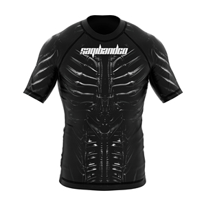 Rashguard de compression MMA unisexe noir, ajusté, léger, respirant, à séchage rapide, en polyester, pour arts martiaux mixtes, avec logo sur le devant - Product Image 5