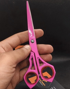 Tijeras de Peluquería Profesionales de Acero Inoxidable de Alta Calidad, con Tornillo Ajustable, Diseño Ligero, Cuchilla Afilada, para Uso en Salón - Product Image 2