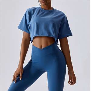 ชุดเซ็ตสองชิ้น กางเกงขาสั้นผ้ายีนส์ถักแบบลำลองแฟชั่นใหม่ สไตล์ไฮสตรีท ระบายอากาศได้ดี สำหรับผู้หญิง ฤดูใบไม้ผลิ 2026 - Product Image 1