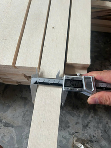 ไม้แปรรูปพีวีแอล (LVL) โครงสร้างไม้สนจากผู้ผลิตเวียดนาม สำหรับงานก่อสร้างแบบหล่อคอนกรีตและโครงนั่งร้าน - Product Image 5