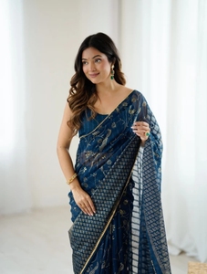 Sari de Georgette con Estampado Floral Estilo Bollywood KV - Product Image 2